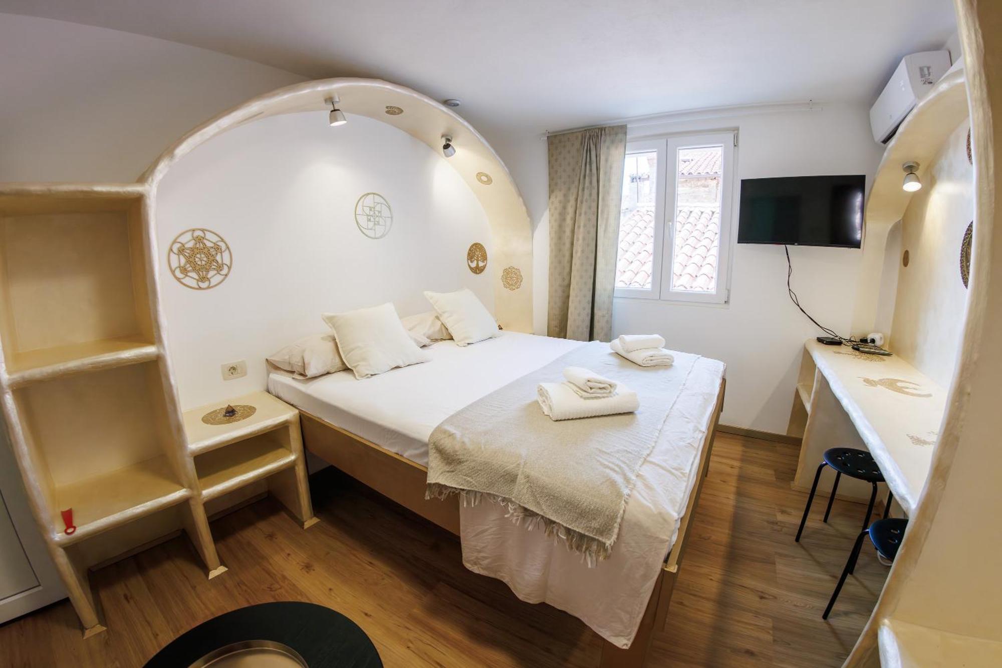 Plutus Apartments And Rooms With Free Parking Koper Exteriér fotografie